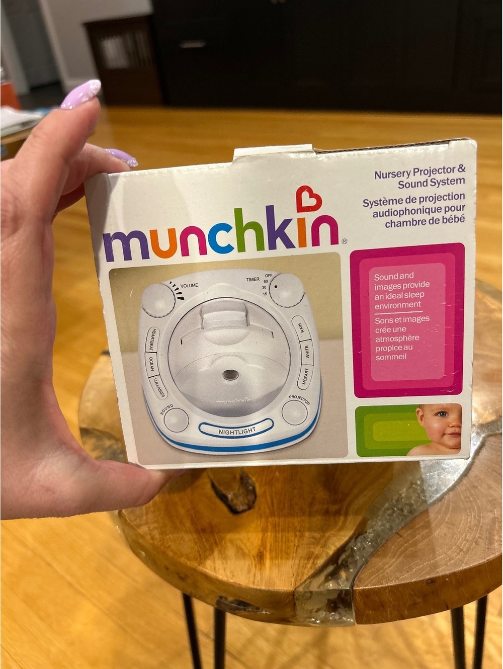 Munchkin Nursery Projector & Sound System Nightlight for Baby Sleep